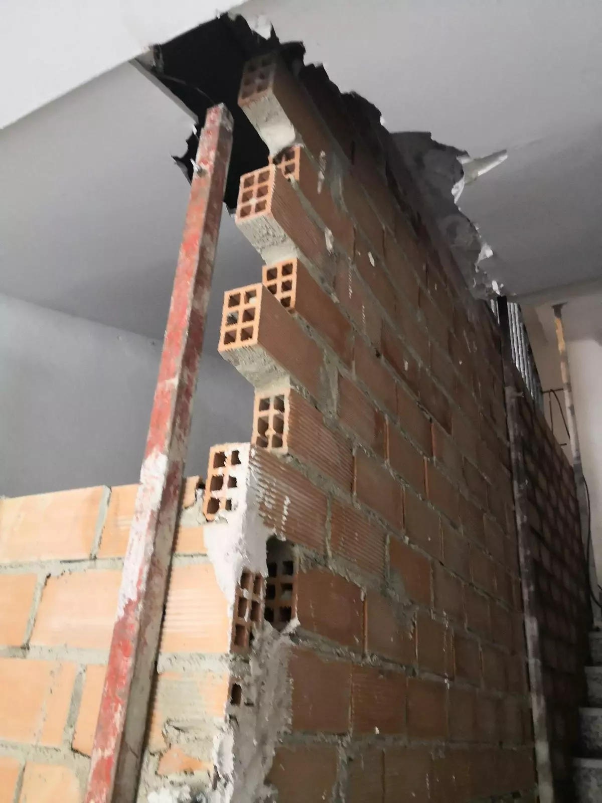 whatsapp-image-2025-05-28-at-16-02-33